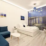 Standard Apartment By Hi5- Jankalak