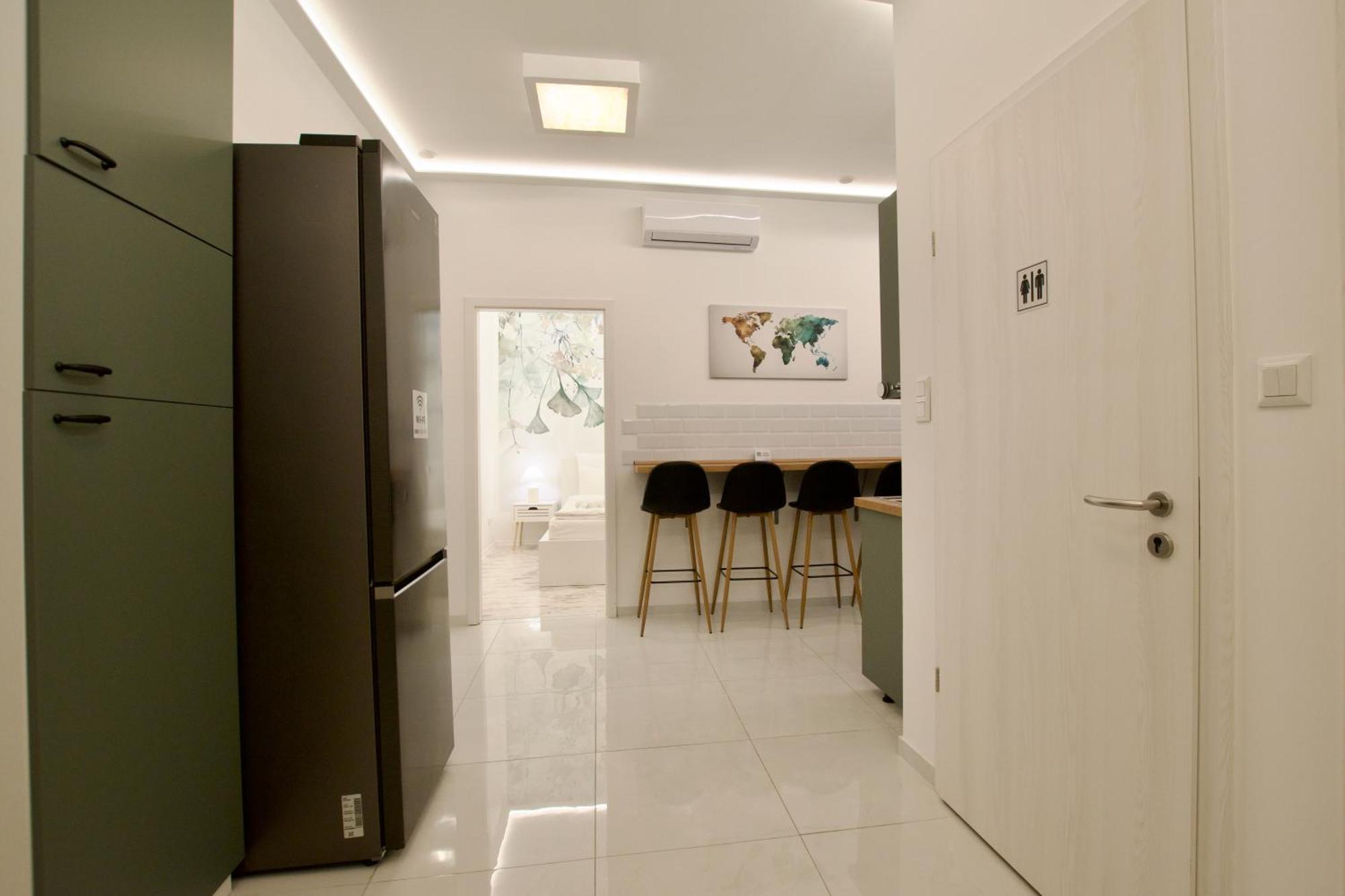 Apartment Standard By Hi5- Jankalak *
