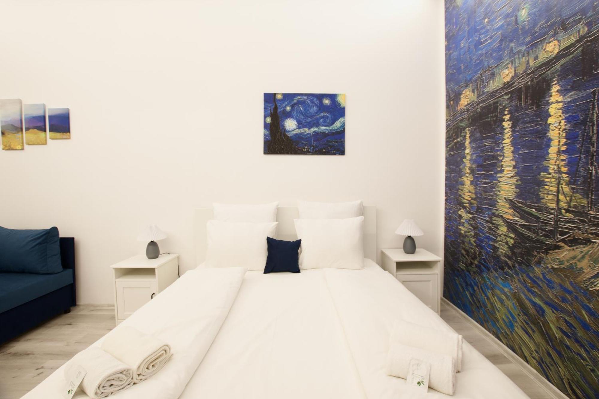 Standard By Hi5- Jankalak Budapest
