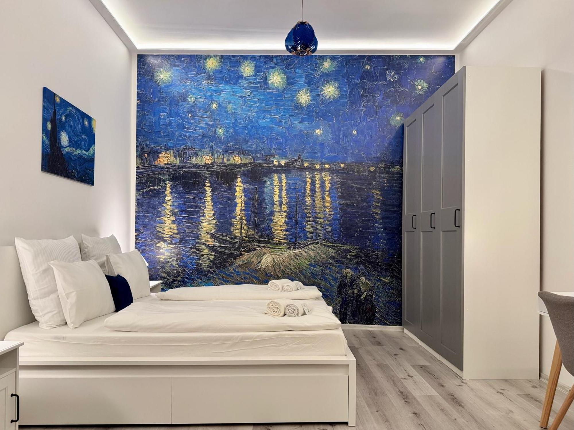 Apartment Standard By Hi5- Jankalak Budapest